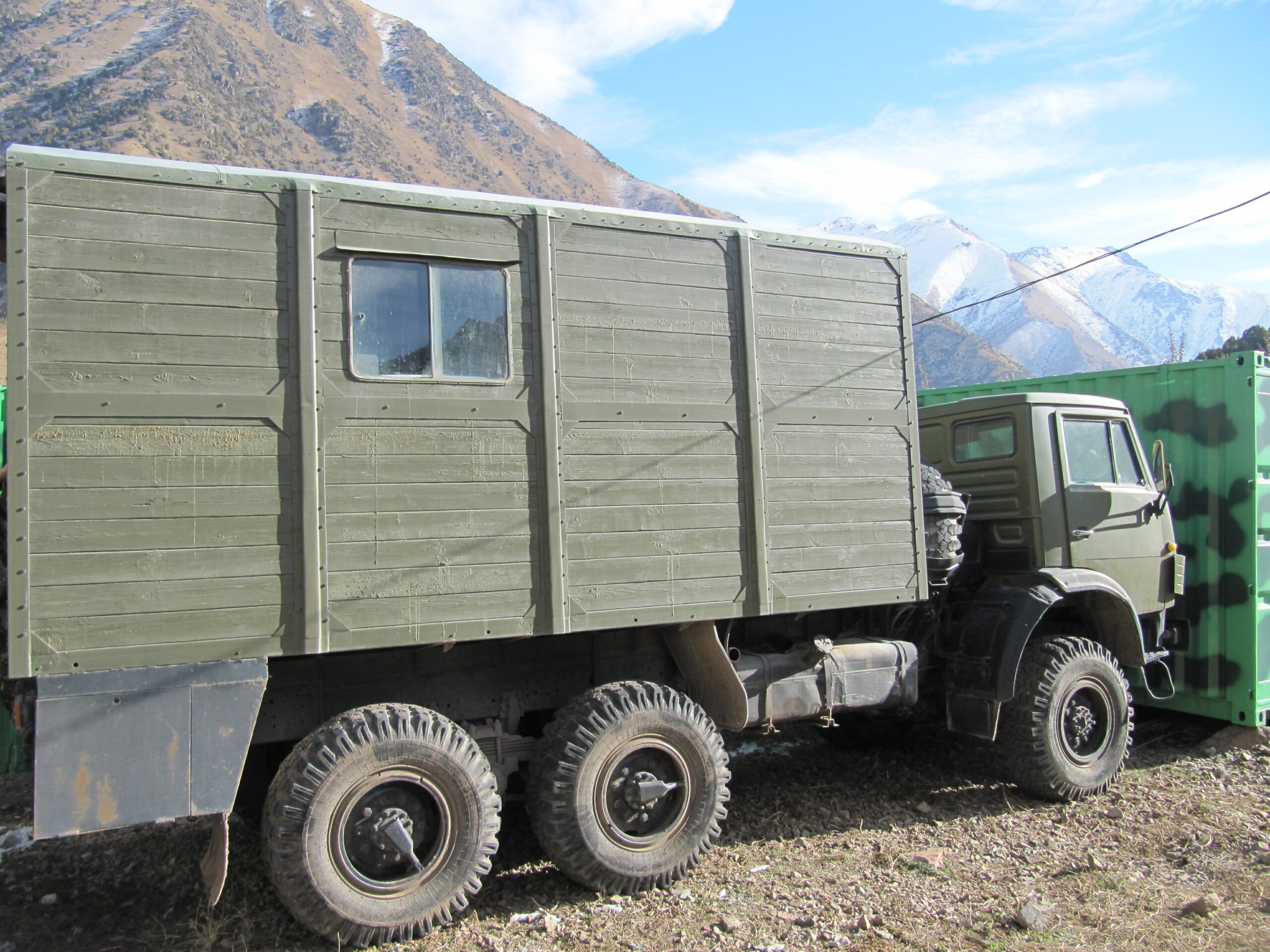accommodation-car-kazakhstan