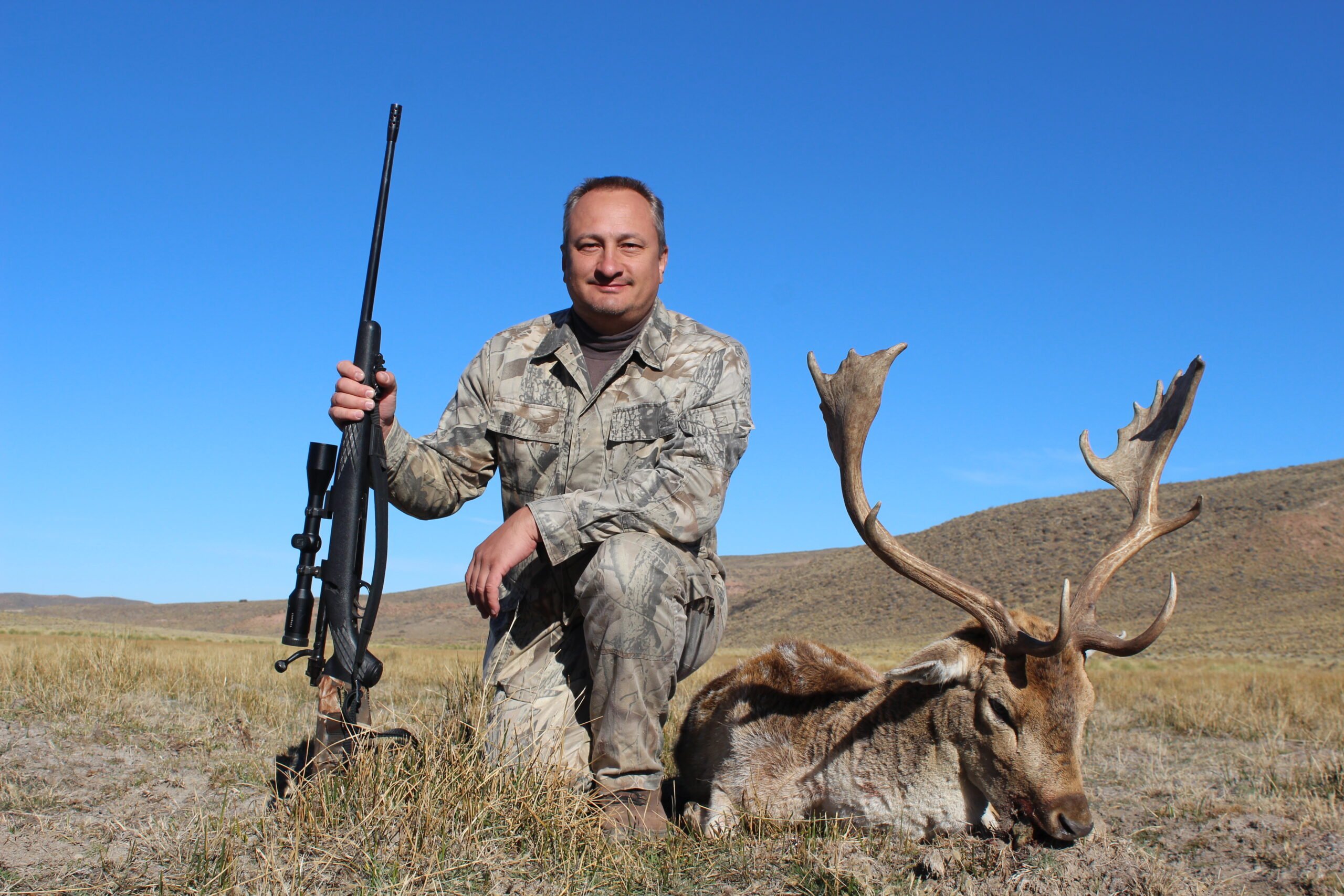 hunt-fallow-deer-argentina
