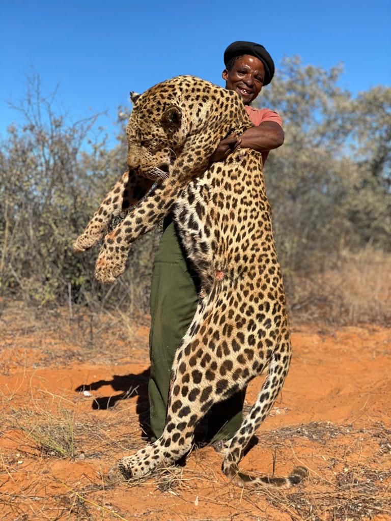 leopard-hunting