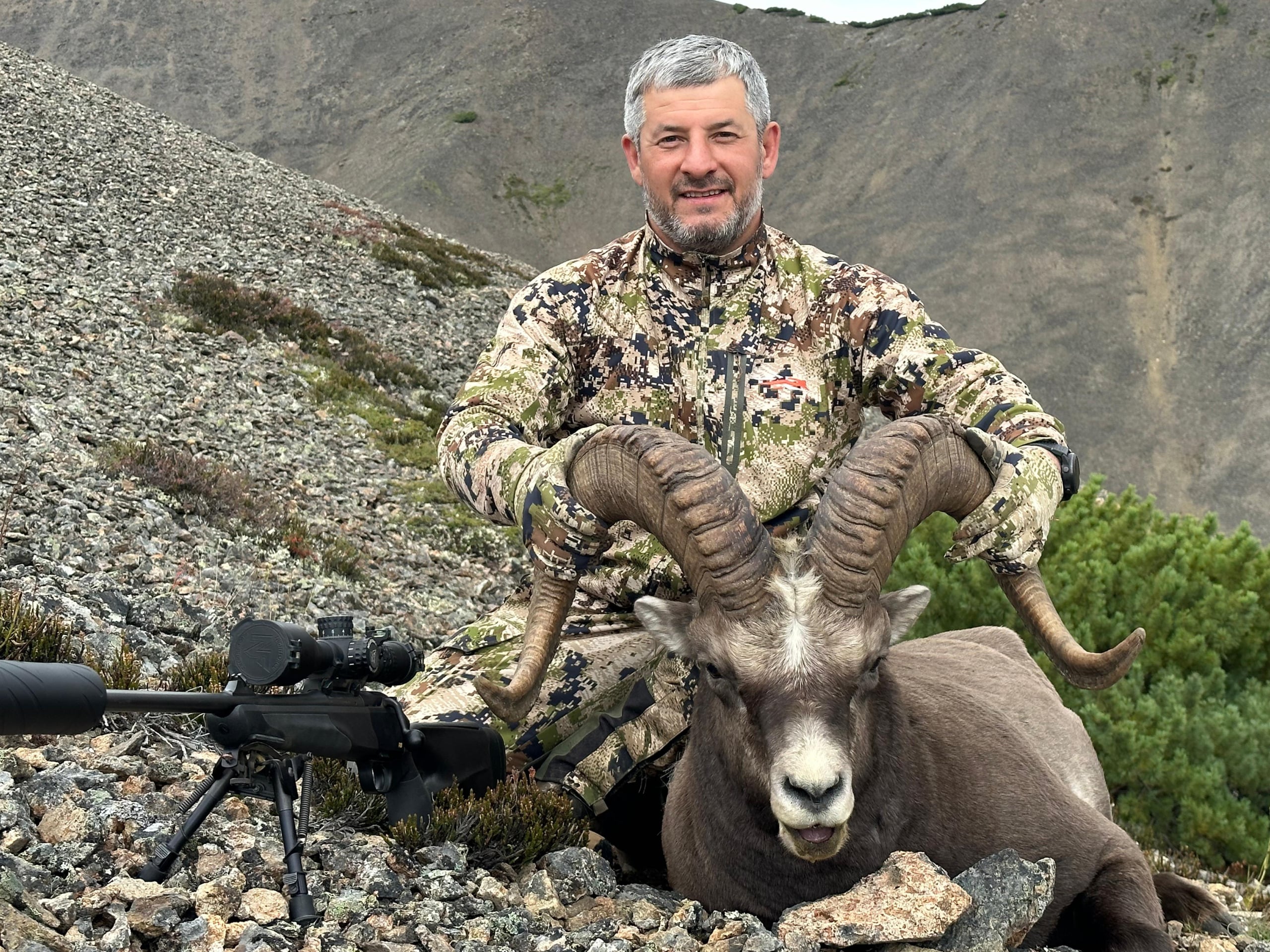 Okhotsk-Snow-sheep-trophy